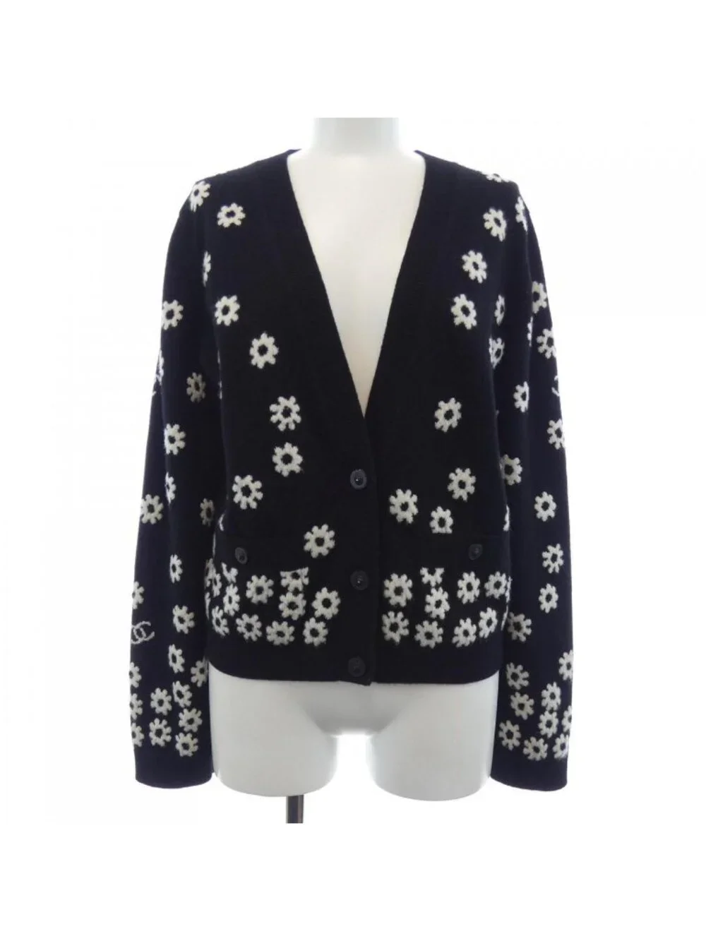 Chanel 22P Cardigan Black